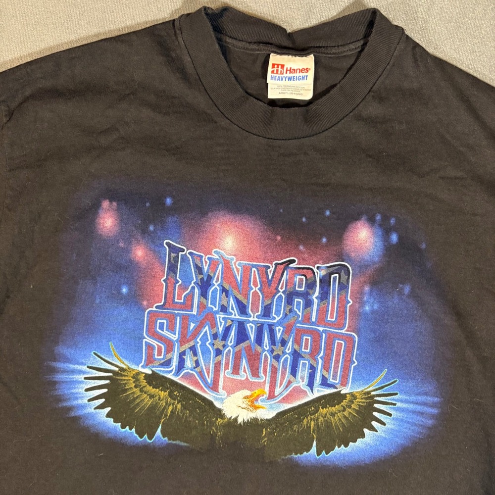 Vintage Lynyrd Skynyrd 2001 Tour Tee Black Eagle Hanes Heavyweight Large 00s‎